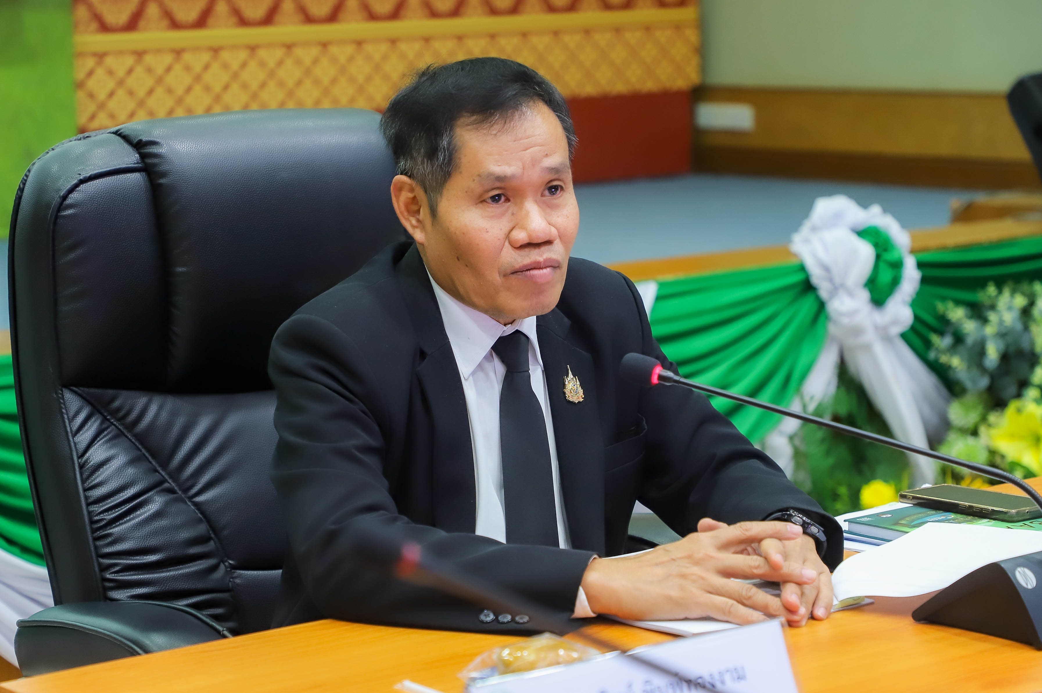 title - ส.ป.ก. ประชุมการซักซ้อมความเข้าใจงานจ้างเหมาบริการบุคคลธรรมดาตามพระราชบัญญัติการจัดซื้อจัดจ้าง และการบริหารพัสดุภาครัฐ พ.ศ. 2560